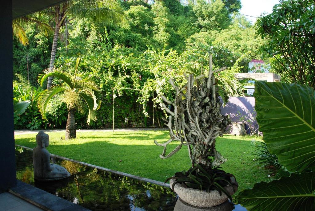 Cafe Alberto B And B Senggigi Exteriör bild