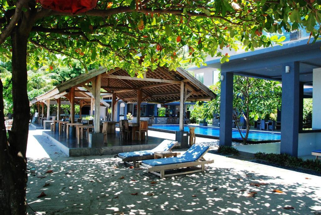 Cafe Alberto B And B Senggigi Exteriör bild