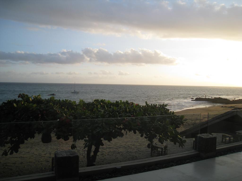 Cafe Alberto B And B Senggigi Exteriör bild